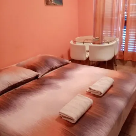 Apartment Jadranko With Sea View *